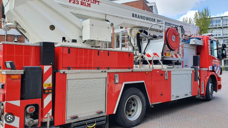 Twee vermoedelijke brandstichtingen in Deventer