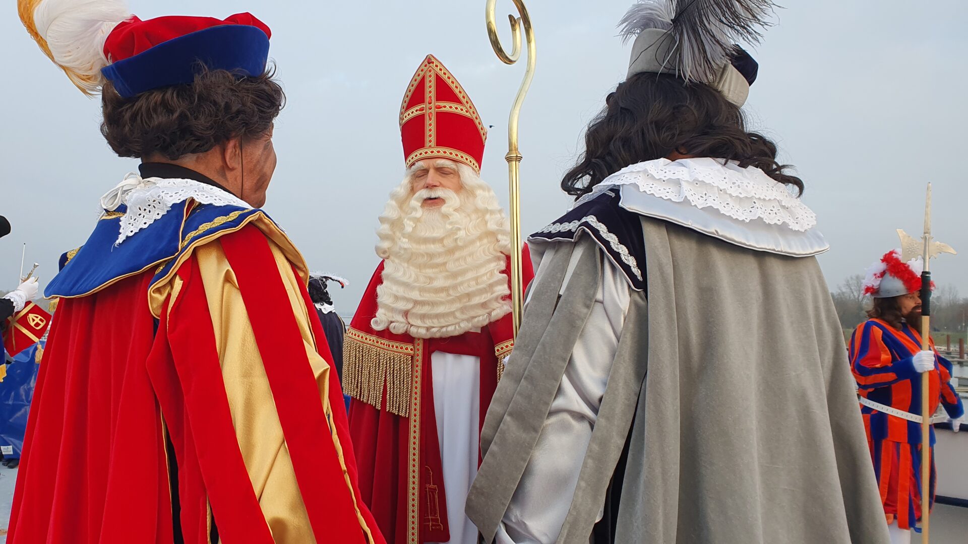 Intocht van Sinterklaas en zijn Pieten in Deventer